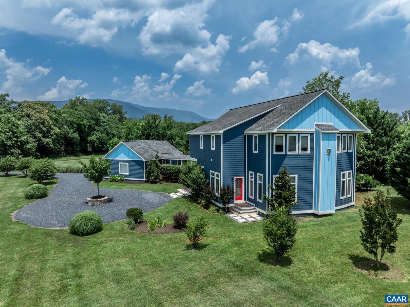 7520 & 7522 GREENWOOD STATION RD, GREENWOOD, Virginia 22943, 5 Bedrooms Bedrooms, ,4 BathroomsBathrooms,Residential,For sale,7520 & 7522 GREENWOOD STATION RD,666270 MLS # 666270