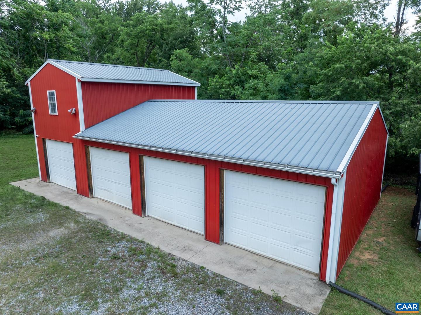 7520 & 7522 GREENWOOD STATION RD, GREENWOOD, Virginia 22943, 5 Bedrooms Bedrooms, ,4 BathroomsBathrooms,Residential,For sale,7520 & 7522 GREENWOOD STATION RD,666270 MLS # 666270