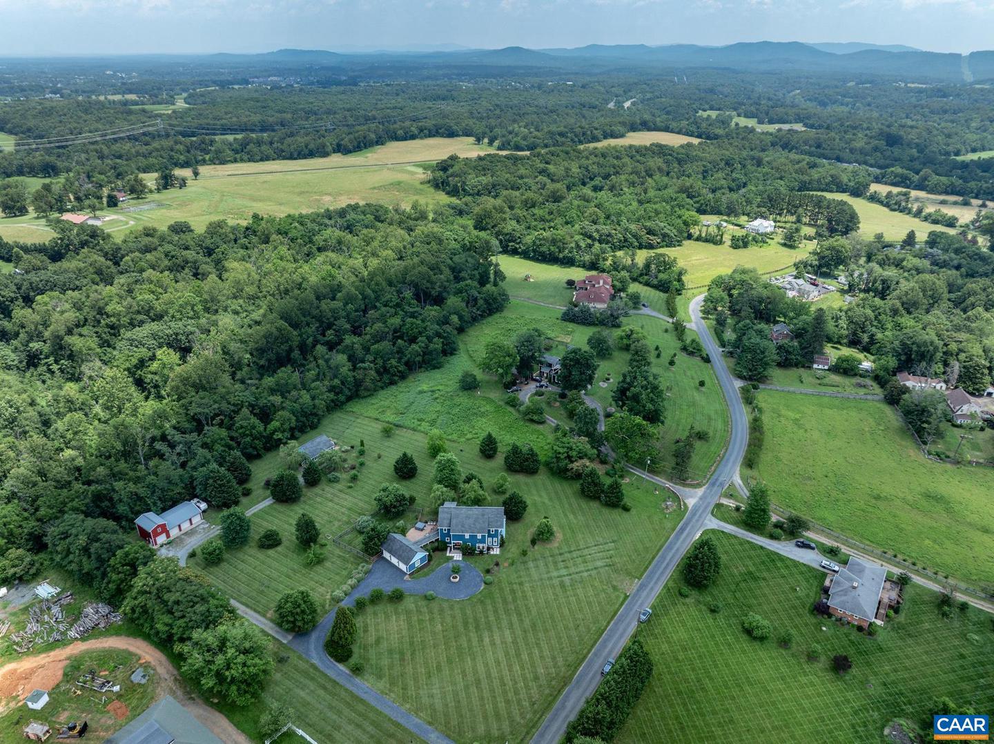 7520 & 7522 GREENWOOD STATION RD, GREENWOOD, Virginia 22943, 5 Bedrooms Bedrooms, ,4 BathroomsBathrooms,Residential,For sale,7520 & 7522 GREENWOOD STATION RD,666270 MLS # 666270