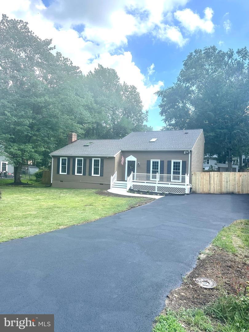 118 OAKWOOD DR, STAFFORD, Virginia 22554, 3 Bedrooms Bedrooms, ,2 BathroomsBathrooms,Residential,For sale,118 OAKWOOD DR,VAST2040404 MLS # VAST2040404