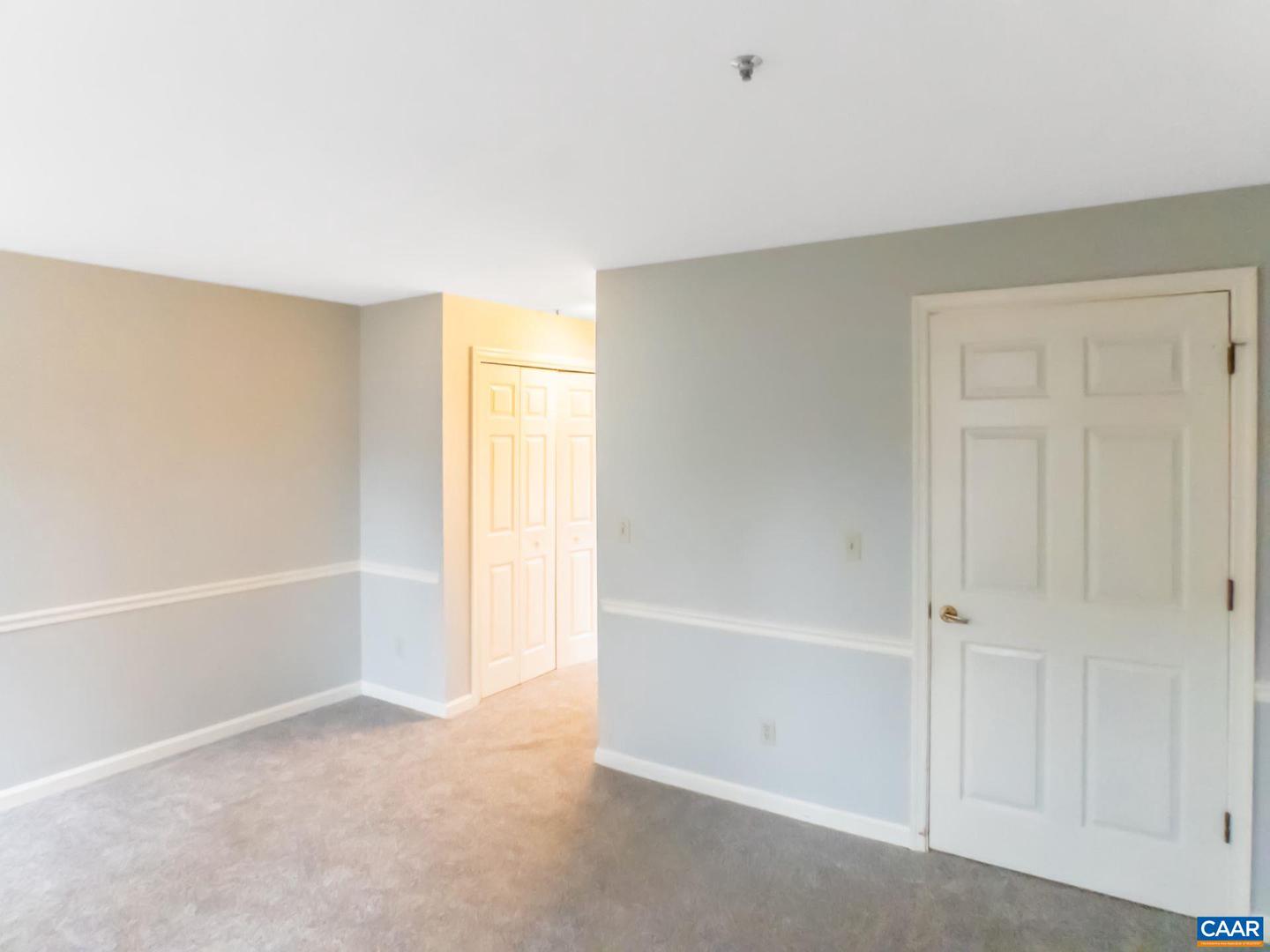 1325 BRANCHLANDS DR #A, CHARLOTTESVILLE, Virginia 22901, 2 Bedrooms Bedrooms, ,2 BathroomsBathrooms,Residential,For sale,1325 BRANCHLANDS DR #A,666400 MLS # 666400