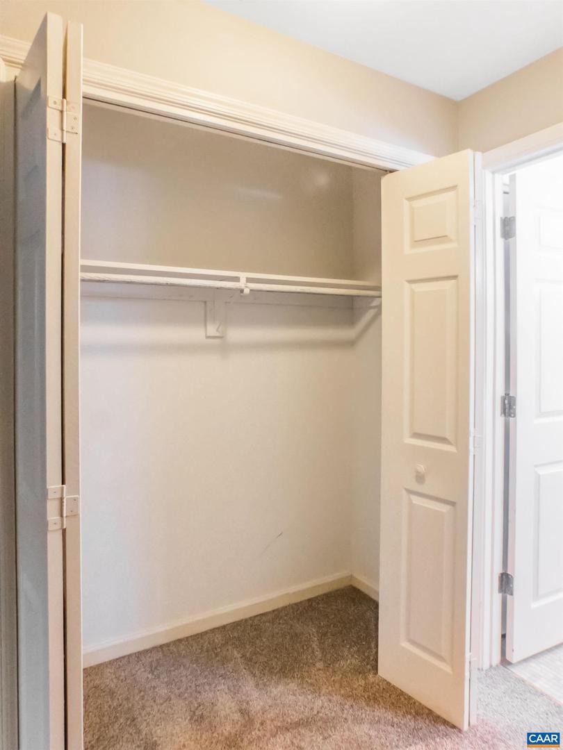 1325 BRANCHLANDS DR #A, CHARLOTTESVILLE, Virginia 22901, 2 Bedrooms Bedrooms, ,2 BathroomsBathrooms,Residential,For sale,1325 BRANCHLANDS DR #A,666400 MLS # 666400