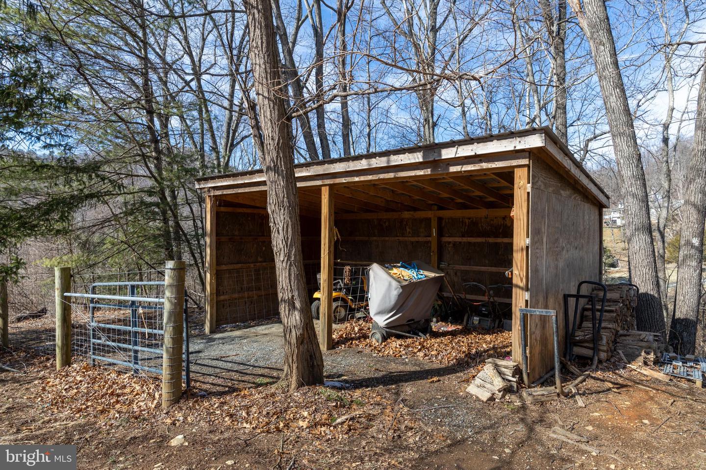 165 BROKENBACK MOUNTAIN RD, FREE UNION, Virginia 22940, 6 Bedrooms Bedrooms, ,3 BathroomsBathrooms,Residential,For sale,165 BROKENBACK MOUNTAIN RD,VAGR2000730 MLS # VAGR2000730