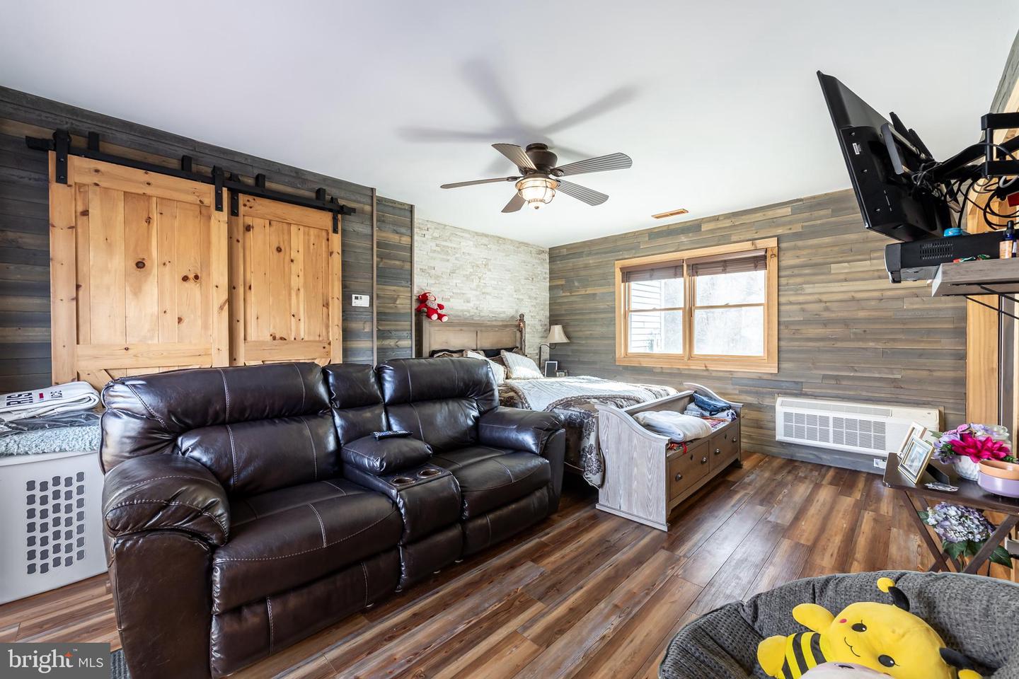 165 BROKENBACK MOUNTAIN RD, FREE UNION, Virginia 22940, 6 Bedrooms Bedrooms, ,3 BathroomsBathrooms,Residential,For sale,165 BROKENBACK MOUNTAIN RD,VAGR2000730 MLS # VAGR2000730