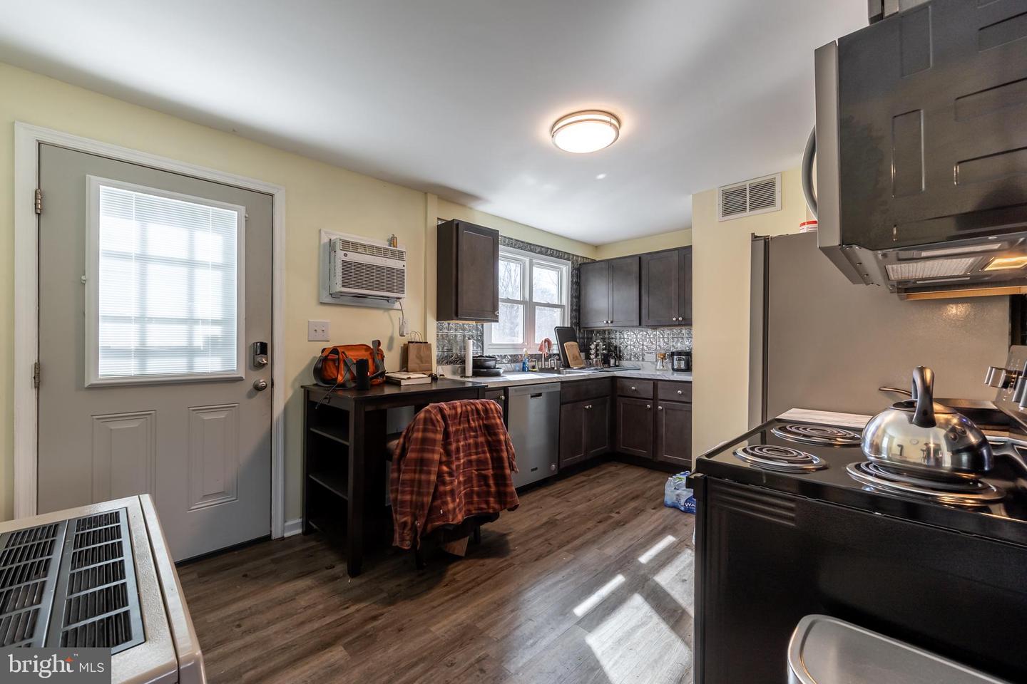 165 BROKENBACK MOUNTAIN RD, FREE UNION, Virginia 22940, 6 Bedrooms Bedrooms, ,3 BathroomsBathrooms,Residential,For sale,165 BROKENBACK MOUNTAIN RD,VAGR2000730 MLS # VAGR2000730