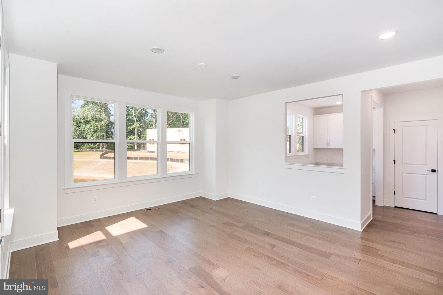 18389 SUGAR SNAP CIR, LEESBURG, Virginia 20176, 5 Bedrooms Bedrooms, ,5 BathroomsBathrooms,Residential,For sale,18389 SUGAR SNAP CIR,VALO2101248 MLS # VALO2101248