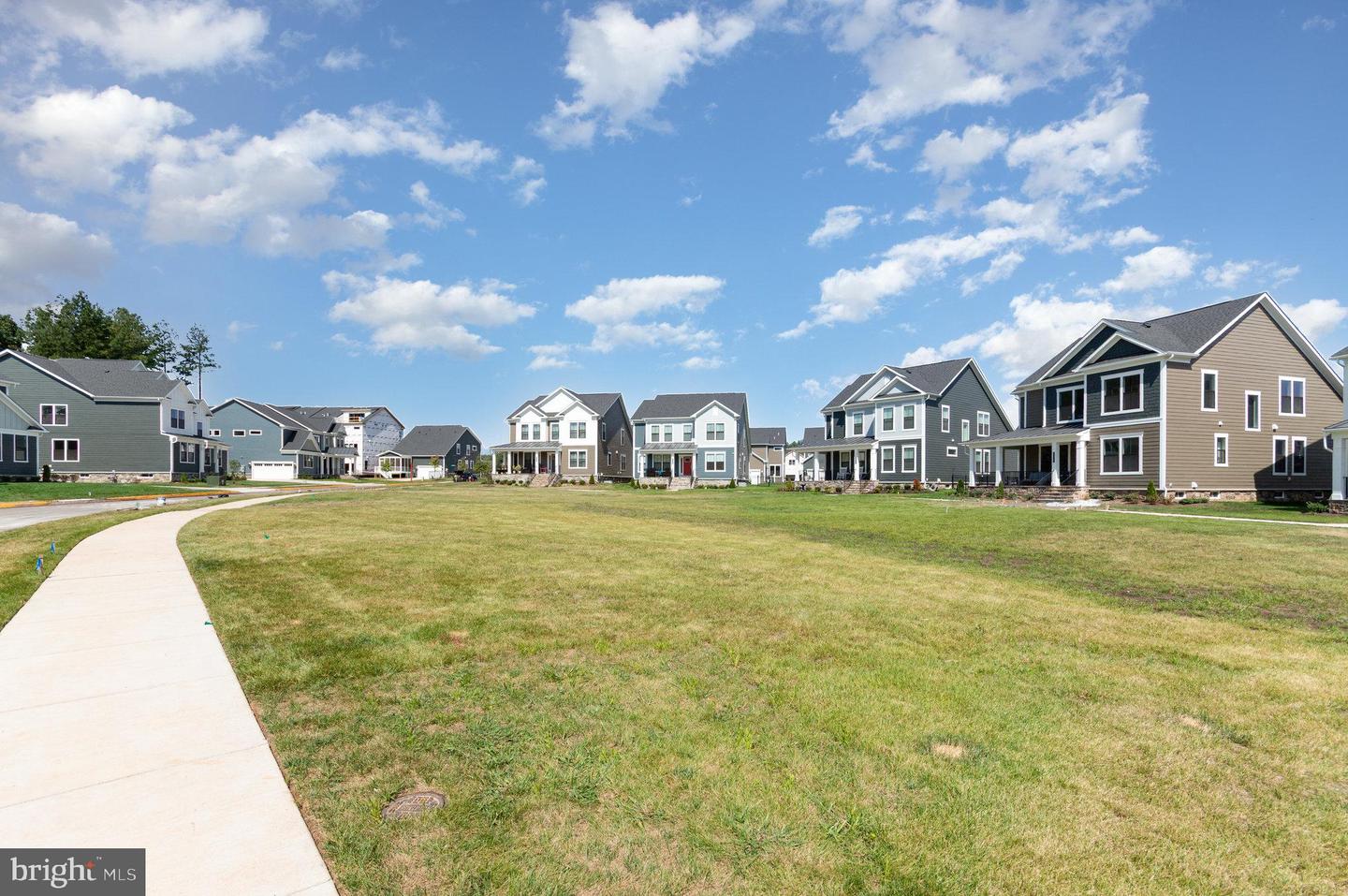 18389 SUGAR SNAP CIR, LEESBURG, Virginia 20176, 5 Bedrooms Bedrooms, ,5 BathroomsBathrooms,Residential,For sale,18389 SUGAR SNAP CIR,VALO2101248 MLS # VALO2101248