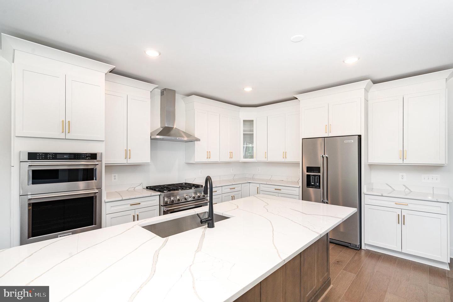 18389 SUGAR SNAP CIR, LEESBURG, Virginia 20176, 5 Bedrooms Bedrooms, ,5 BathroomsBathrooms,Residential,For sale,18389 SUGAR SNAP CIR,VALO2101248 MLS # VALO2101248