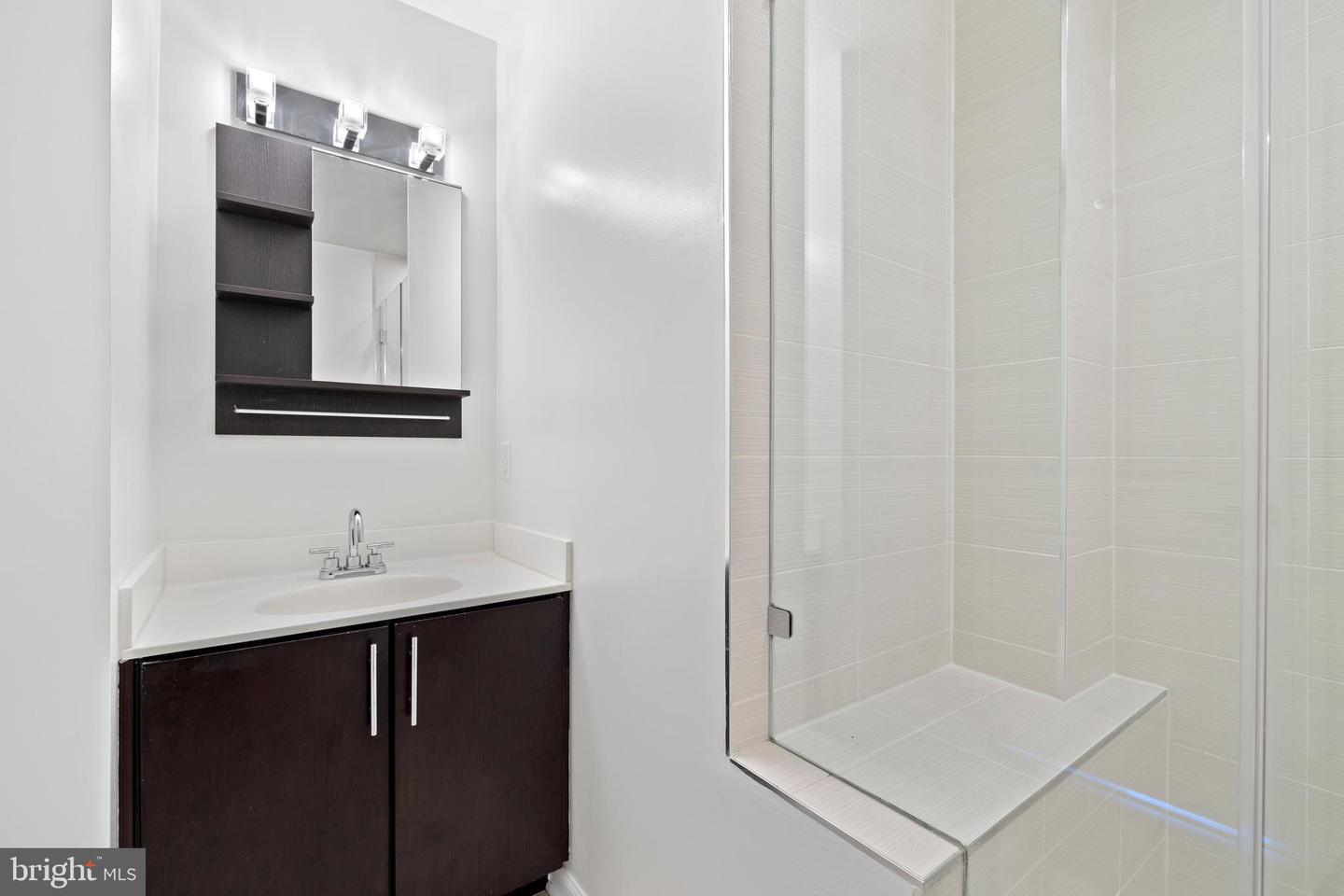 329 RHODE ISLAND AVE NE #303, WASHINGTON, District Of Columbia 20002, 2 Bedrooms Bedrooms, 7 Rooms Rooms,2 BathroomsBathrooms,Residential,For sale,329 RHODE ISLAND AVE NE #303,DCDC2209074 MLS # DCDC2209074