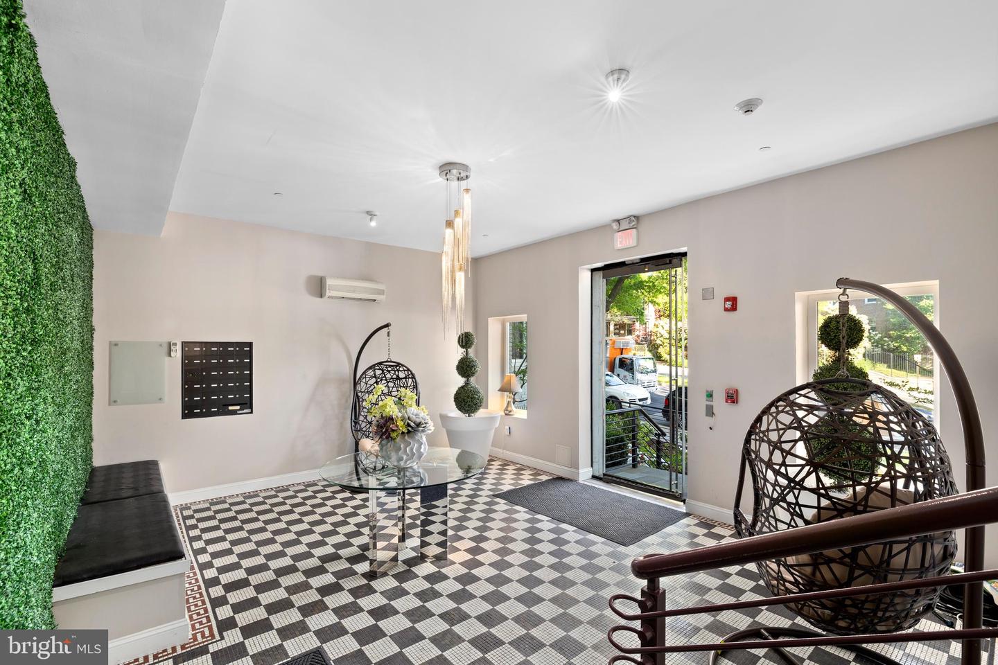 329 RHODE ISLAND AVE NE #303, WASHINGTON, District Of Columbia 20002, 2 Bedrooms Bedrooms, 7 Rooms Rooms,2 BathroomsBathrooms,Residential,For sale,329 RHODE ISLAND AVE NE #303,DCDC2209074 MLS # DCDC2209074