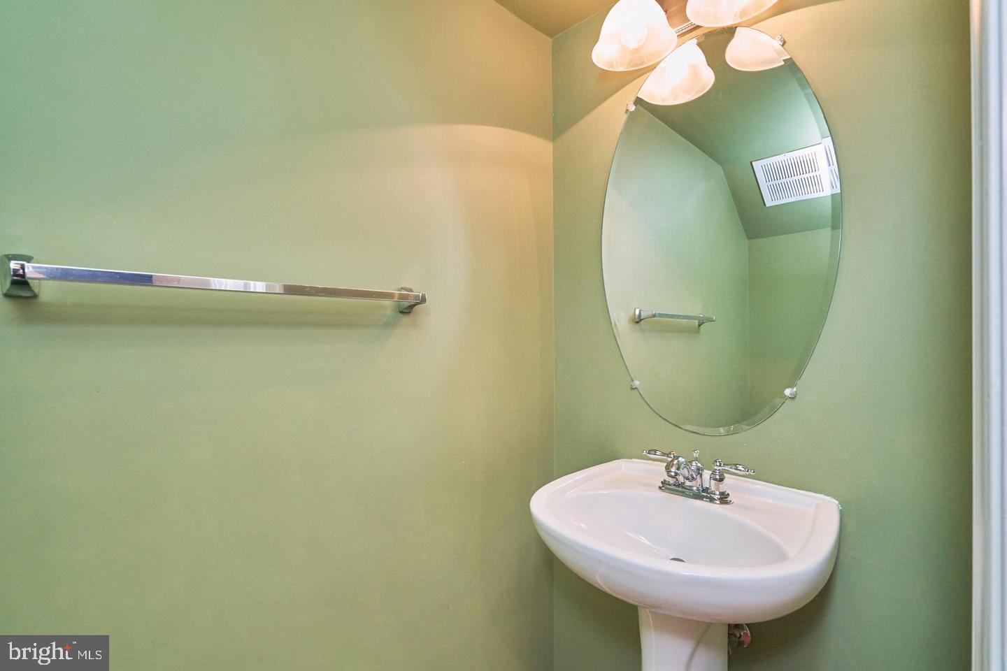 12466-A LIBERTY BRIDGE RD #103A, FAIRFAX, Virginia 22033, 2 Bedrooms Bedrooms, ,2 BathroomsBathrooms,Residential,For sale,12466-A LIBERTY BRIDGE RD #103A,VAFX2252916 MLS # VAFX2252916
