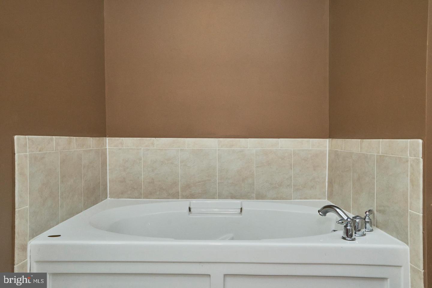 12466-A LIBERTY BRIDGE RD #103A, FAIRFAX, Virginia 22033, 2 Bedrooms Bedrooms, ,2 BathroomsBathrooms,Residential,For sale,12466-A LIBERTY BRIDGE RD #103A,VAFX2252916 MLS # VAFX2252916