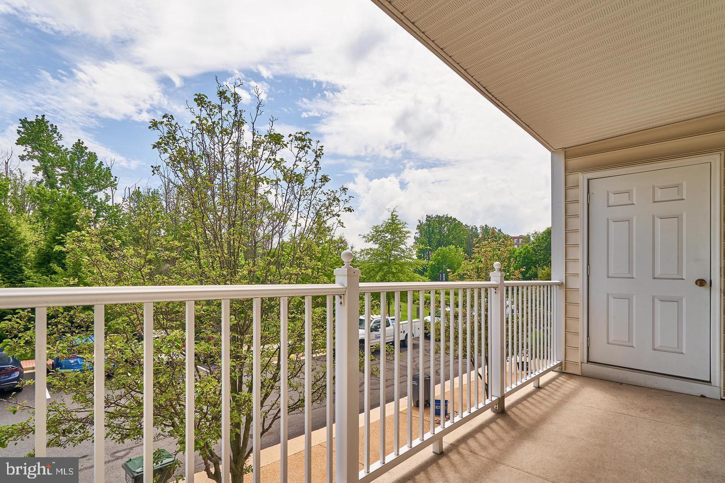 12466-A LIBERTY BRIDGE RD #103A, FAIRFAX, Virginia 22033, 2 Bedrooms Bedrooms, ,2 BathroomsBathrooms,Residential,For sale,12466-A LIBERTY BRIDGE RD #103A,VAFX2252916 MLS # VAFX2252916