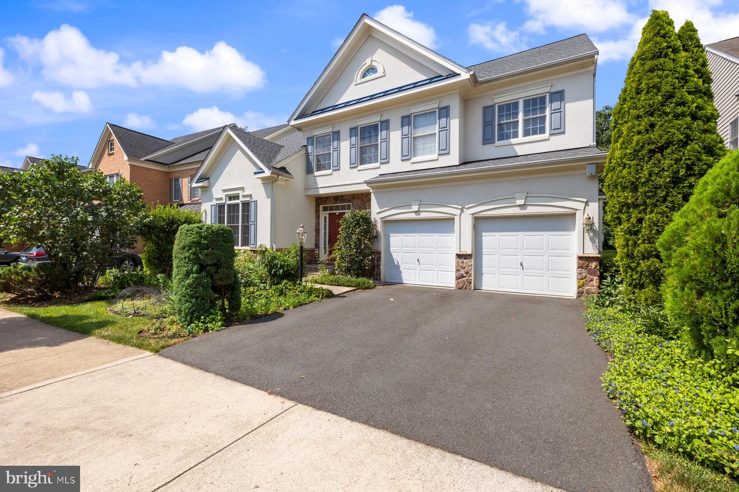43656 RIVERPOINT DR, LEESBURG, Virginia 20176, 5 Bedrooms Bedrooms, ,3 BathroomsBathrooms,Residential,For sale,43656 RIVERPOINT DR,VALO2100990 MLS # VALO2100990