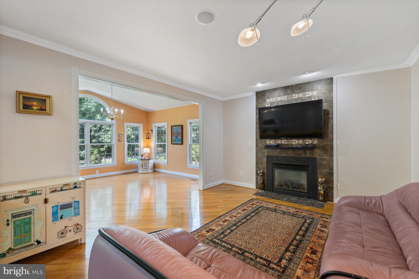43656 RIVERPOINT DR, LEESBURG, Virginia 20176, 5 Bedrooms Bedrooms, ,3 BathroomsBathrooms,Residential,For sale,43656 RIVERPOINT DR,VALO2100990 MLS # VALO2100990