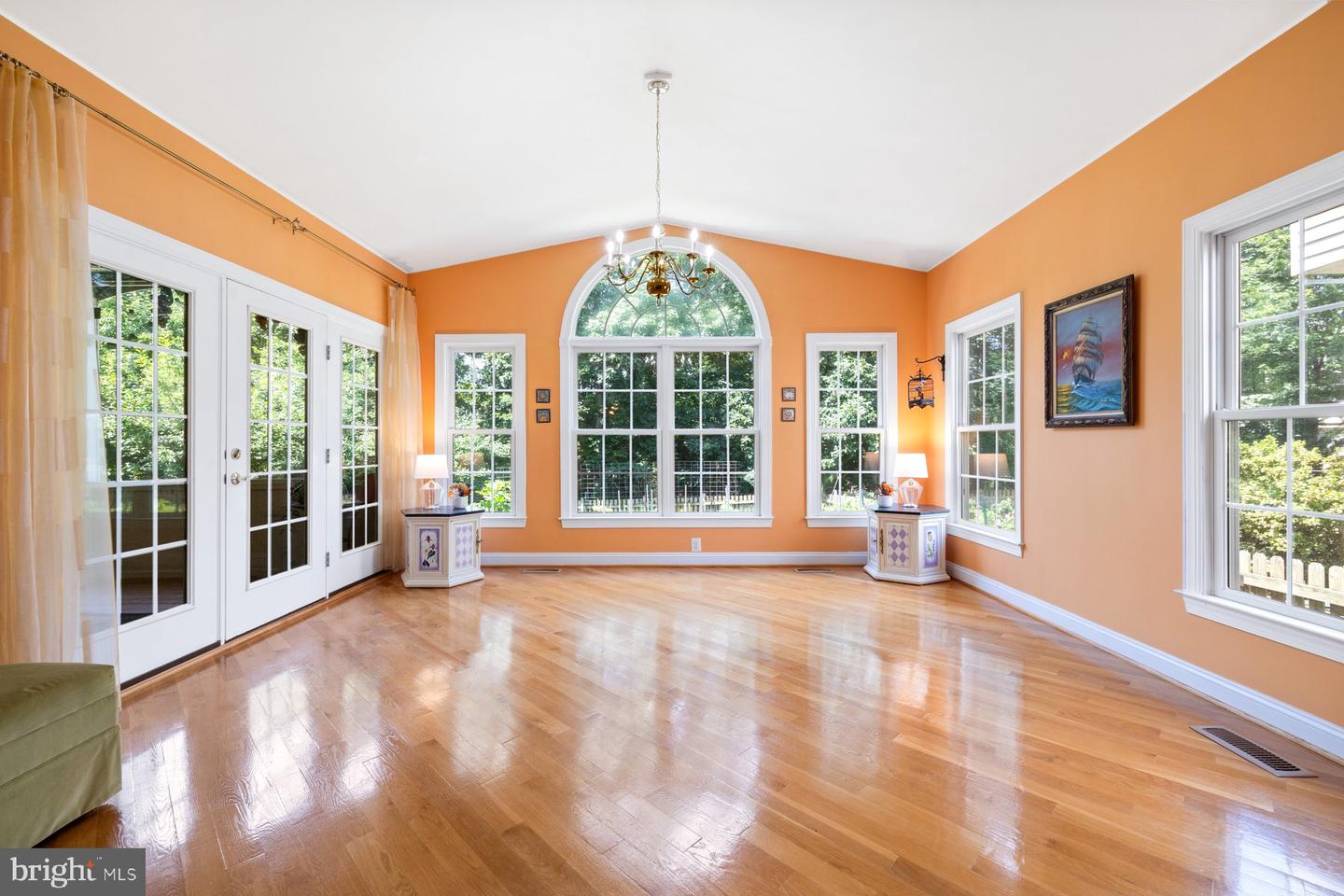 43656 RIVERPOINT DR, LEESBURG, Virginia 20176, 5 Bedrooms Bedrooms, ,3 BathroomsBathrooms,Residential,For sale,43656 RIVERPOINT DR,VALO2100990 MLS # VALO2100990