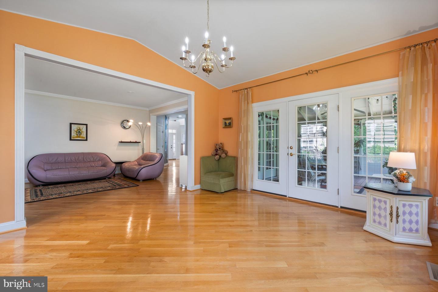 43656 RIVERPOINT DR, LEESBURG, Virginia 20176, 5 Bedrooms Bedrooms, ,3 BathroomsBathrooms,Residential,For sale,43656 RIVERPOINT DR,VALO2100990 MLS # VALO2100990