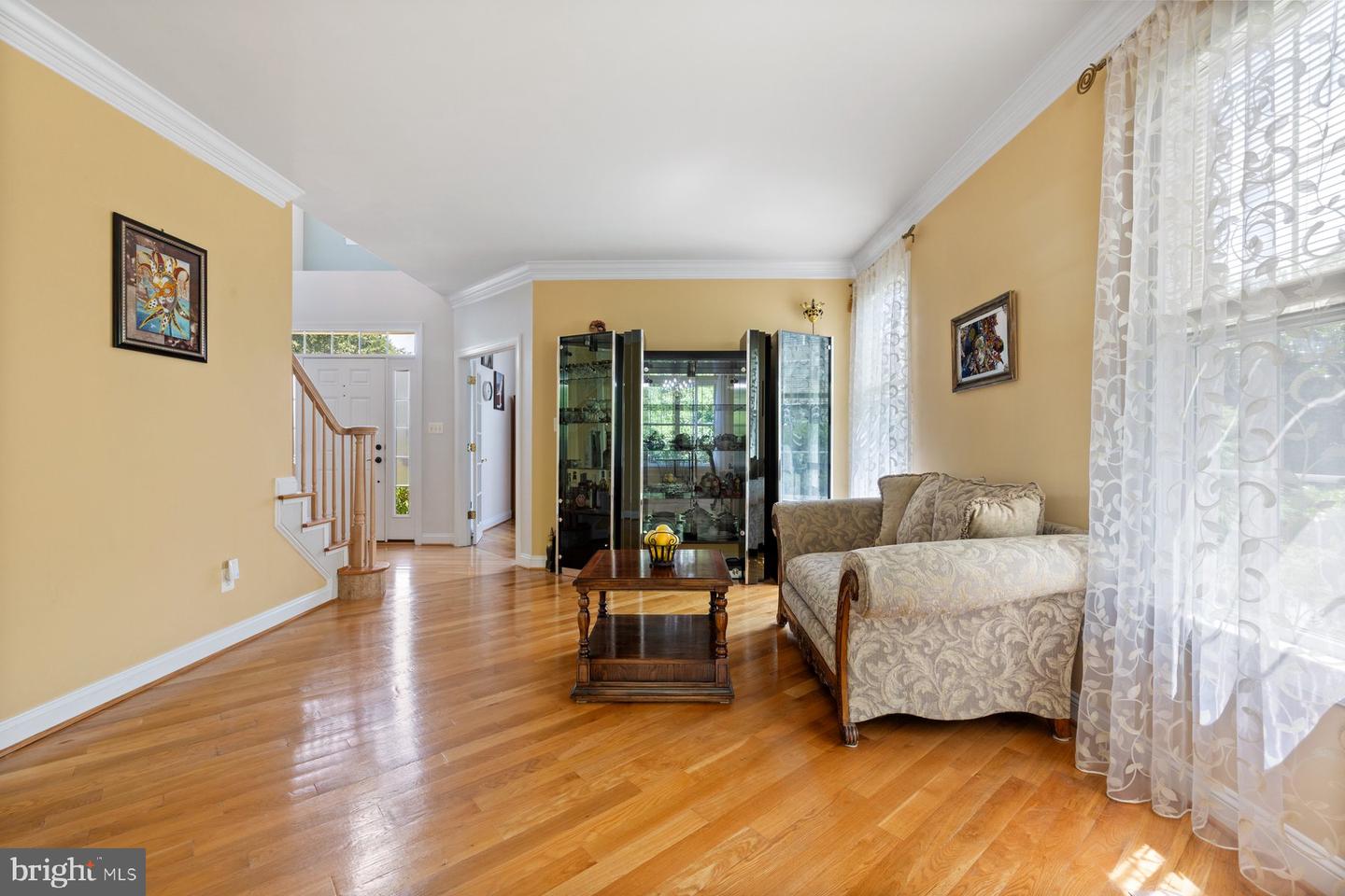 43656 RIVERPOINT DR, LEESBURG, Virginia 20176, 5 Bedrooms Bedrooms, ,3 BathroomsBathrooms,Residential,For sale,43656 RIVERPOINT DR,VALO2100990 MLS # VALO2100990