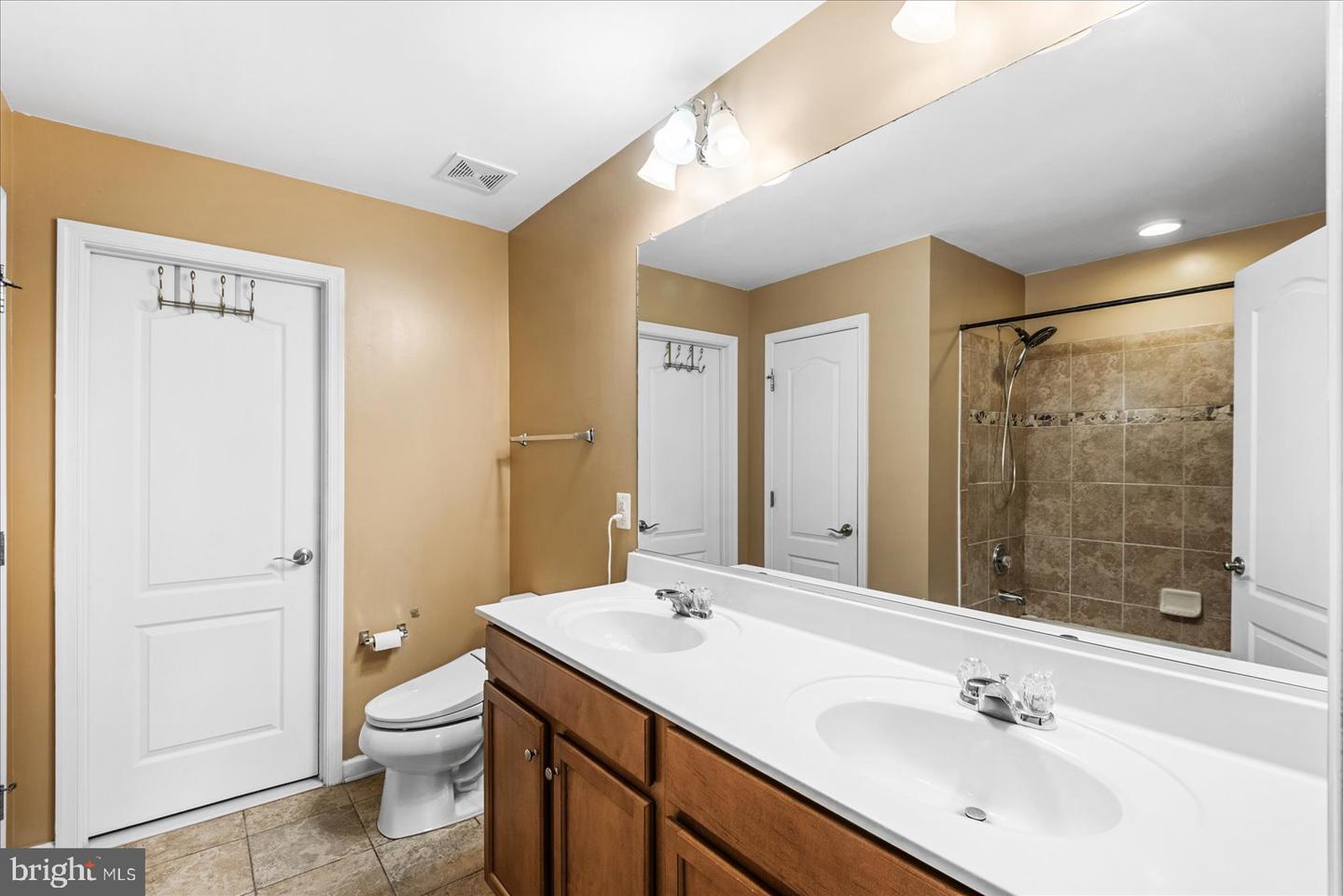 1461 CHESTERFIELD RD, LOCUST GROVE, Virginia 22508, 5 Bedrooms Bedrooms, ,3 BathroomsBathrooms,Residential,For sale,1461 CHESTERFIELD RD,VAOR2010056 MLS # VAOR2010056