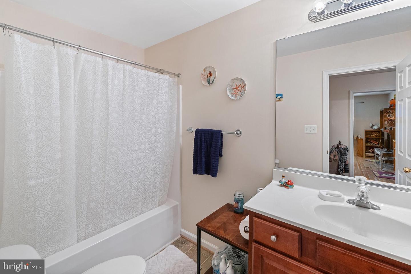 1357 HORSESHOE CIR, WOODSTOCK, Virginia 22664, 3 Bedrooms Bedrooms, ,2 BathroomsBathrooms,Residential,For sale,1357 HORSESHOE CIR,VASH2011888 MLS # VASH2011888