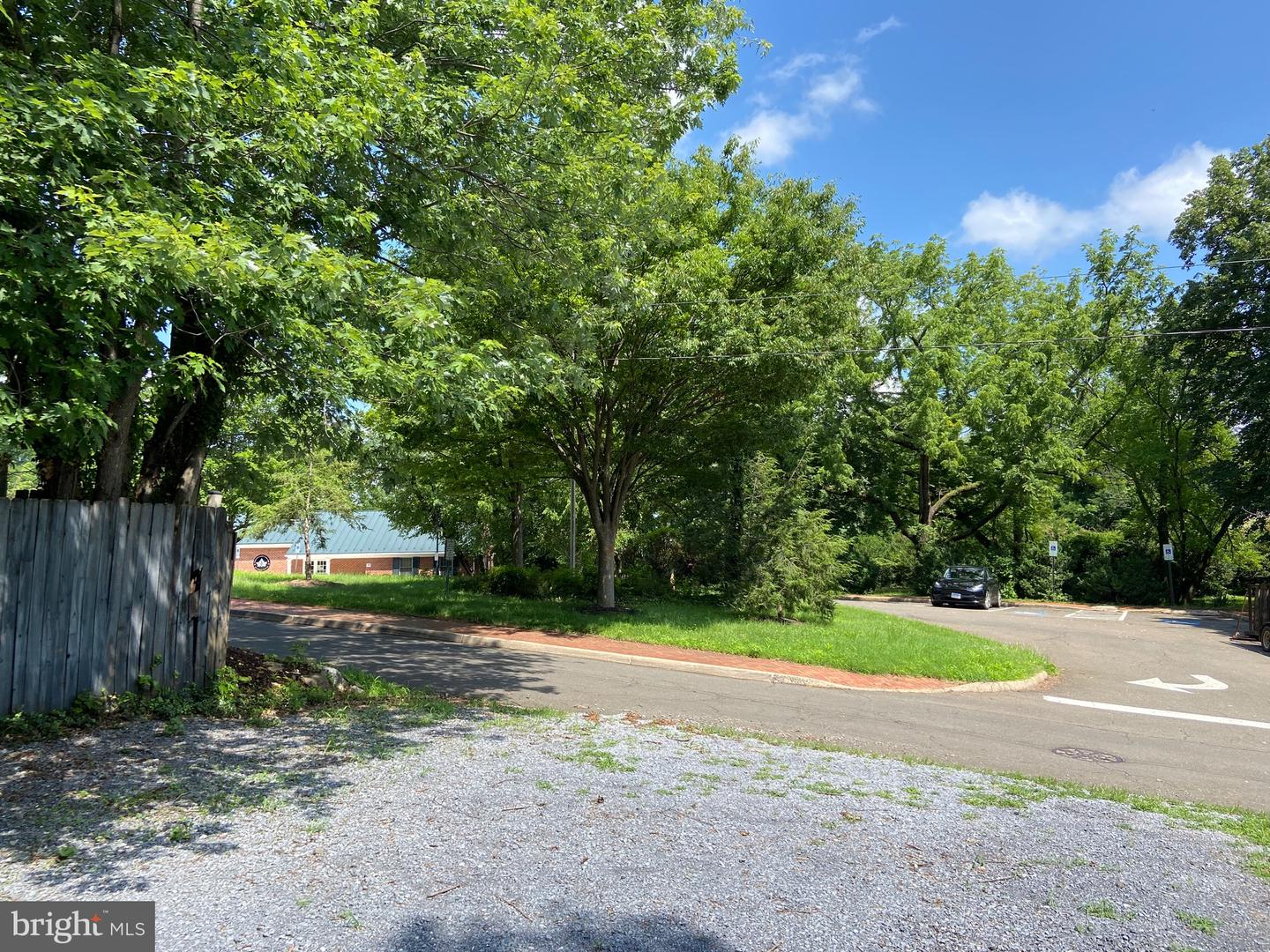 20 N CALHOUN ST, WARRENTON, Virginia 20186, 4 Bedrooms Bedrooms, ,3 BathroomsBathrooms,Residential,For sale,20 N CALHOUN ST,VAFQ2017298 MLS # VAFQ2017298
