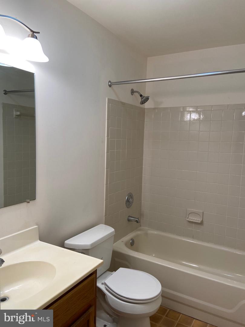 20 N CALHOUN ST, WARRENTON, Virginia 20186, 4 Bedrooms Bedrooms, ,3 BathroomsBathrooms,Residential,For sale,20 N CALHOUN ST,VAFQ2017298 MLS # VAFQ2017298