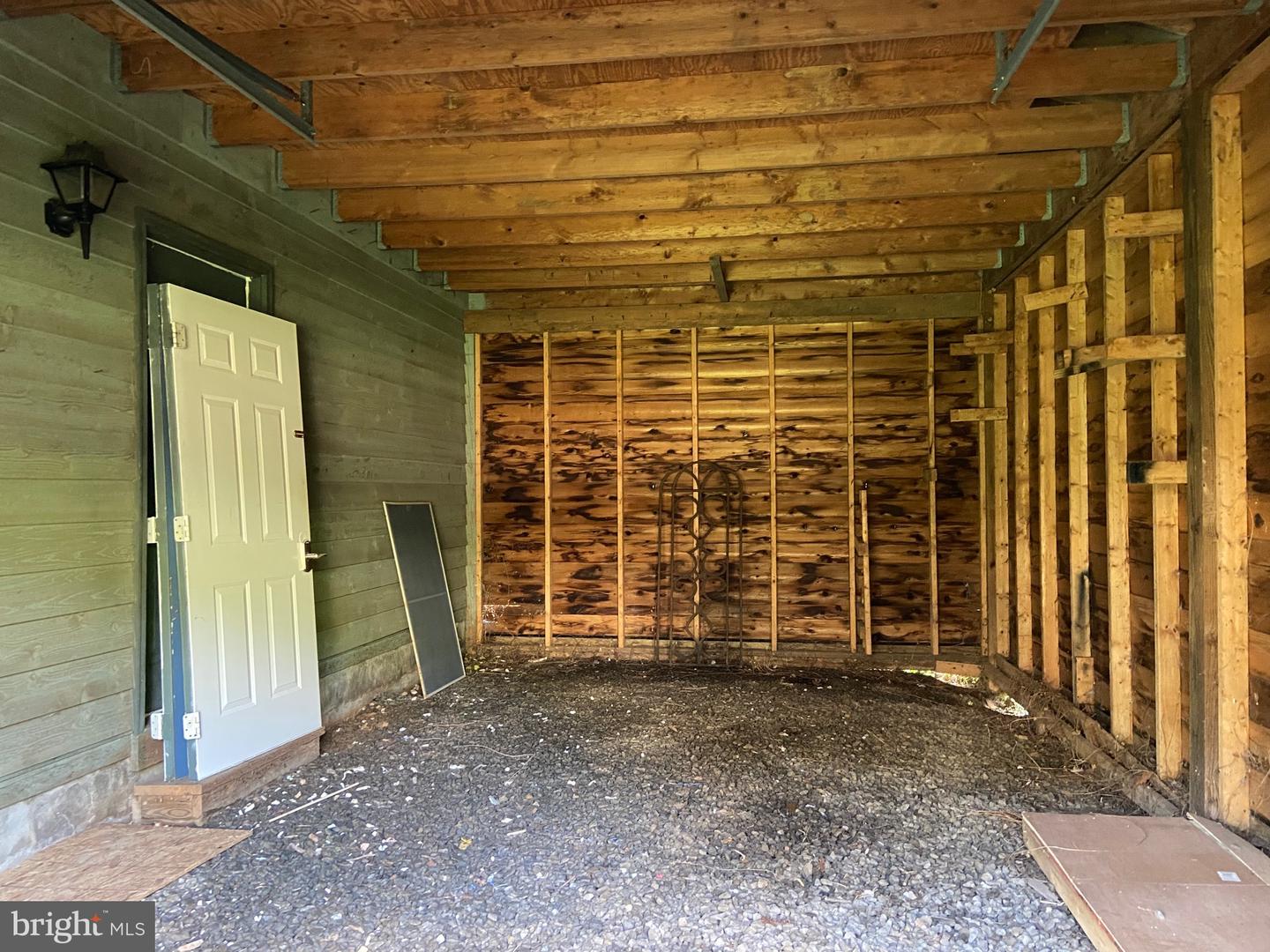 20 N CALHOUN ST, WARRENTON, Virginia 20186, 4 Bedrooms Bedrooms, ,3 BathroomsBathrooms,Residential,For sale,20 N CALHOUN ST,VAFQ2017298 MLS # VAFQ2017298