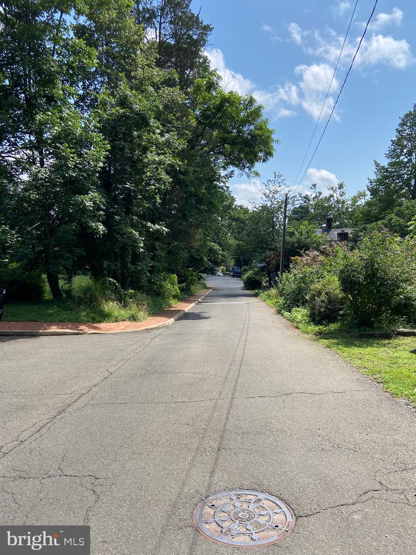 20 N CALHOUN ST, WARRENTON, Virginia 20186, 4 Bedrooms Bedrooms, ,3 BathroomsBathrooms,Residential,For sale,20 N CALHOUN ST,VAFQ2017298 MLS # VAFQ2017298