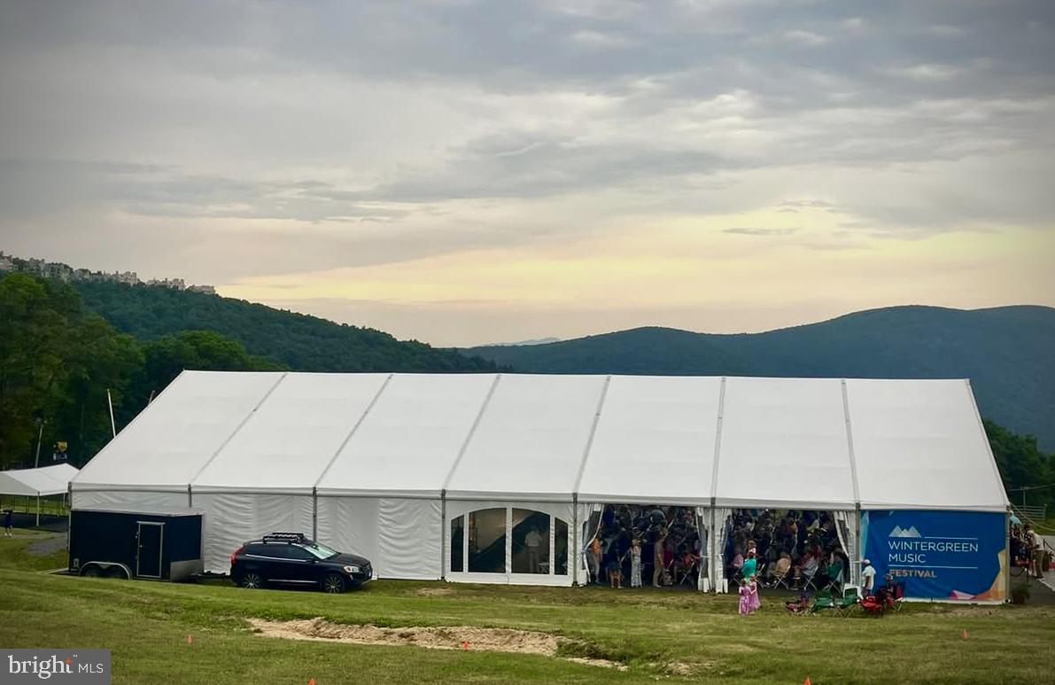 203 TIMBERS, WINTERGREEN, Virginia 22967, 1 Bedroom Bedrooms, 2 Rooms Rooms,1 BathroomBathrooms,Residential,For sale,203 TIMBERS,VANL2000576 MLS # VANL2000576