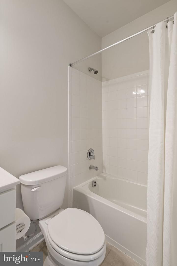 9520 BARNES LOOP, MANASSAS, Virginia 20110, 3 Bedrooms Bedrooms, ,3 BathroomsBathrooms,Residential,For sale,9520 BARNES LOOP,VAMN2008622 MLS # VAMN2008622