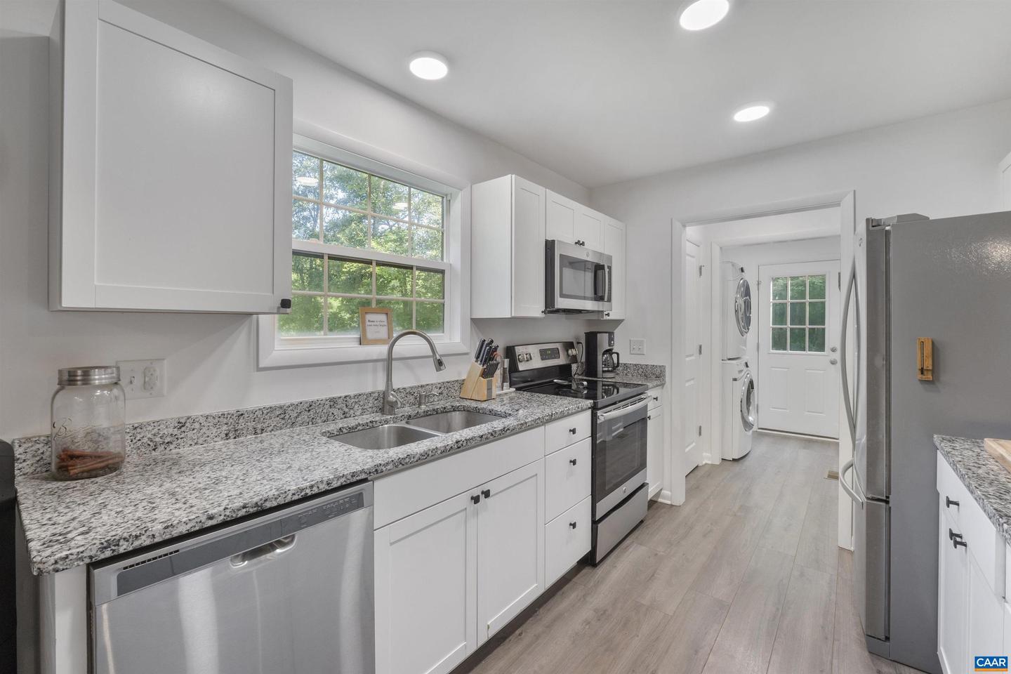 6516 ESMONT RD, KEENE, Virginia 22946, 3 Bedrooms Bedrooms, ,3 BathroomsBathrooms,Residential,For sale,6516 ESMONT RD,666335 MLS # 666335
