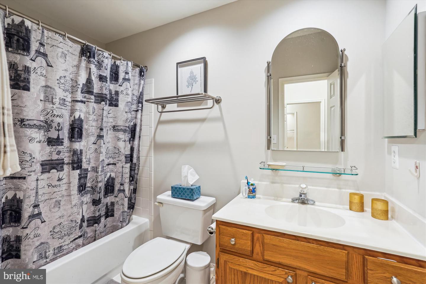 1334 GARDEN WALL CIR #406, RESTON, Virginia 20194, 2 Bedrooms Bedrooms, ,2 BathroomsBathrooms,Residential,For sale,1334 GARDEN WALL CIR #406,VAFX2253158 MLS # VAFX2253158
