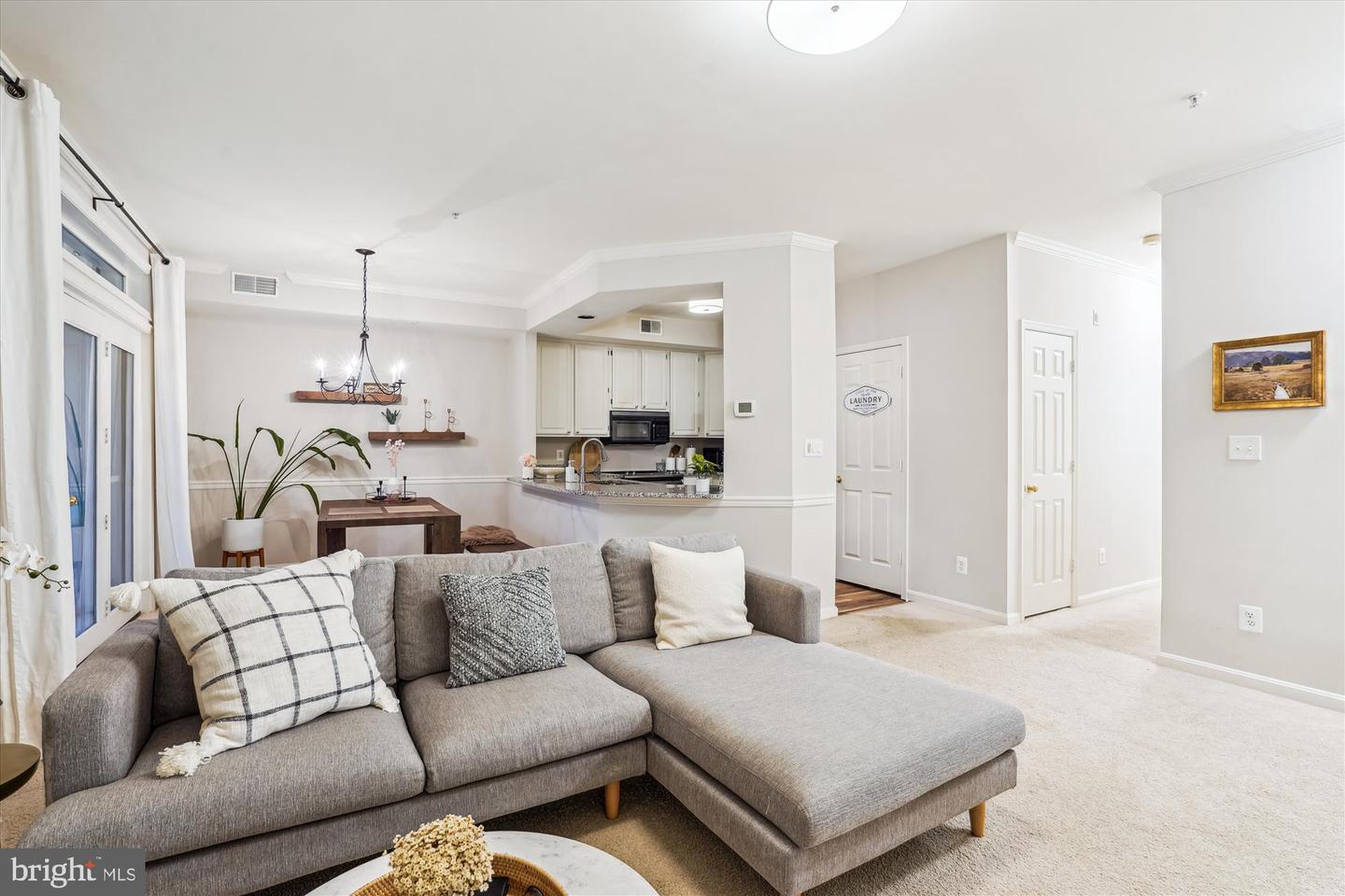 1334 GARDEN WALL CIR #406, RESTON, Virginia 20194, 2 Bedrooms Bedrooms, ,2 BathroomsBathrooms,Residential,For sale,1334 GARDEN WALL CIR #406,VAFX2253158 MLS # VAFX2253158