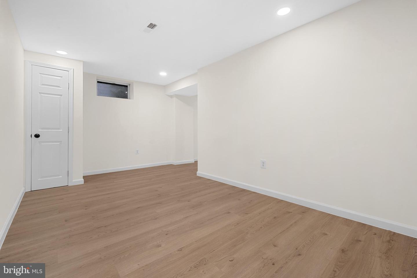 2316 FORT DR, ALEXANDRIA, Virginia 22303, 5 Bedrooms Bedrooms, ,2 BathroomsBathrooms,Residential,For sale,2316 FORT DR,VAFX2253202 MLS # VAFX2253202