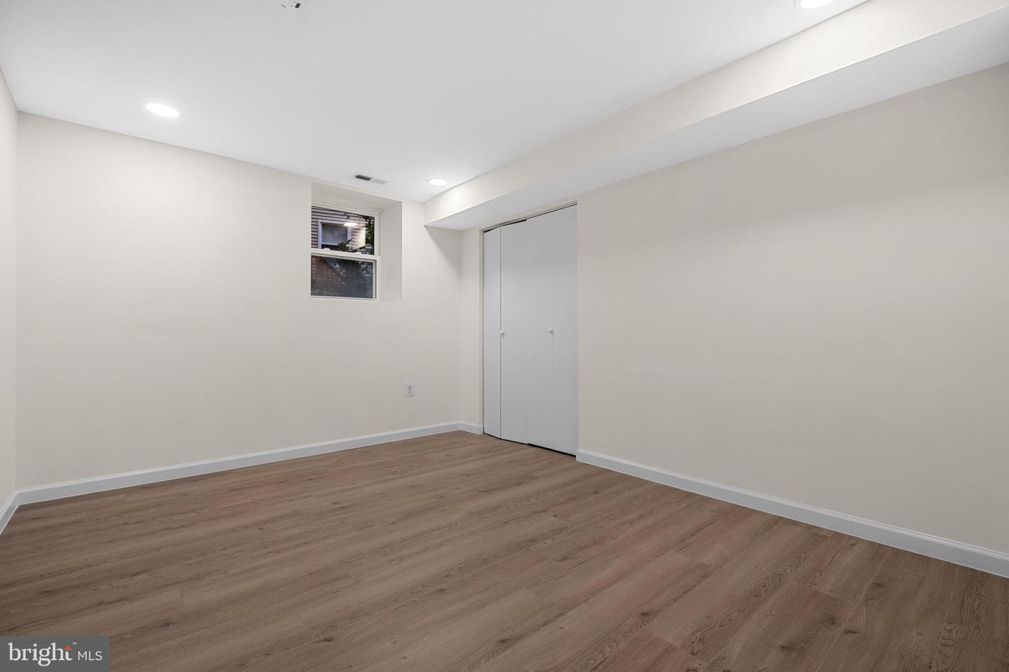 2316 FORT DR, ALEXANDRIA, Virginia 22303, 5 Bedrooms Bedrooms, ,2 BathroomsBathrooms,Residential,For sale,2316 FORT DR,VAFX2253202 MLS # VAFX2253202