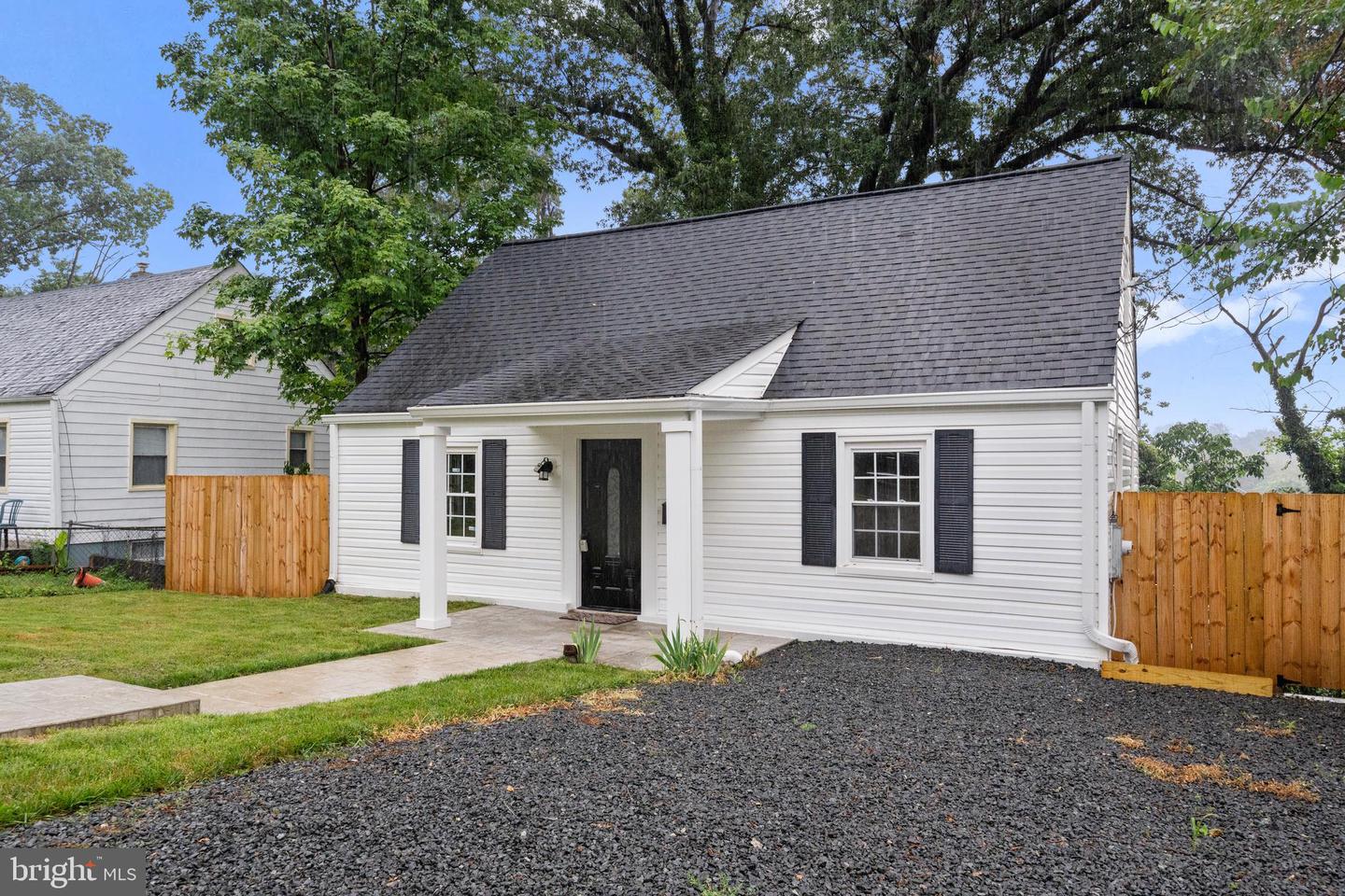 2316 FORT DR, ALEXANDRIA, Virginia 22303, 5 Bedrooms Bedrooms, ,2 BathroomsBathrooms,Residential,For sale,2316 FORT DR,VAFX2253202 MLS # VAFX2253202
