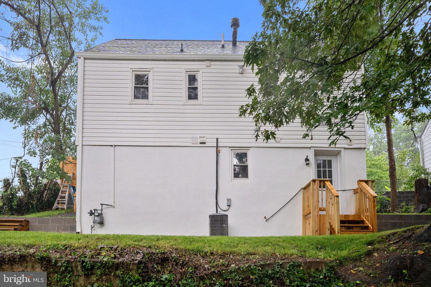 2316 FORT DR, ALEXANDRIA, Virginia 22303, 5 Bedrooms Bedrooms, ,2 BathroomsBathrooms,Residential,For sale,2316 FORT DR,VAFX2253202 MLS # VAFX2253202