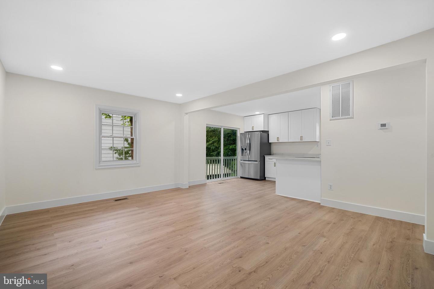 2316 FORT DR, ALEXANDRIA, Virginia 22303, 5 Bedrooms Bedrooms, ,2 BathroomsBathrooms,Residential,For sale,2316 FORT DR,VAFX2253202 MLS # VAFX2253202