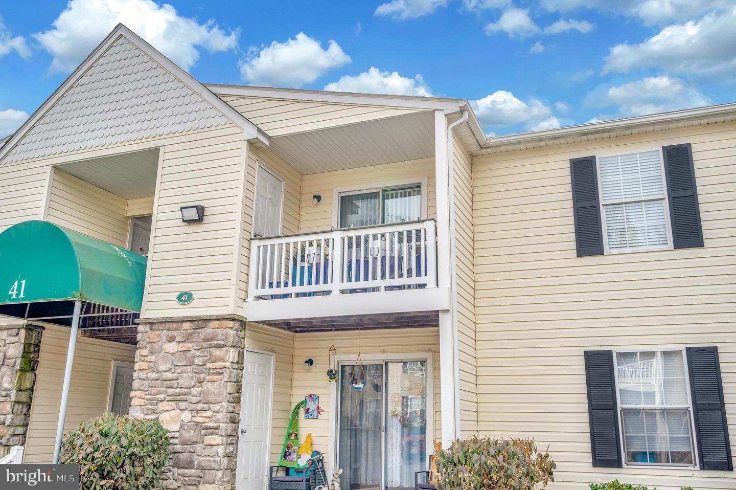 41 SMOKEWOOD CT #41200, STAFFORD, Virginia 22554, 3 Bedrooms Bedrooms, ,2 BathroomsBathrooms,Residential,For sale,41 SMOKEWOOD CT #41200,VAST2040478 MLS # VAST2040478