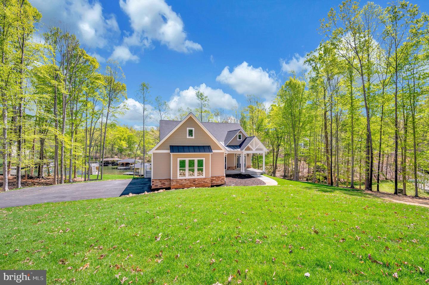 44 DEEP CREEK CIR, BUMPASS, Virginia 23024, 5 Bedrooms Bedrooms, ,4 BathroomsBathrooms,Residential,For sale,44 DEEP CREEK CIR,VALA2008170 MLS # VALA2008170