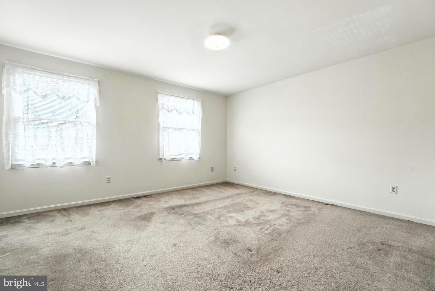 7637 WANKOMA DR, REMINGTON, Virginia 22734, 2 Bedrooms Bedrooms, ,1 BathroomBathrooms,Residential,For sale,7637 WANKOMA DR,VAFQ2017322 MLS # VAFQ2017322