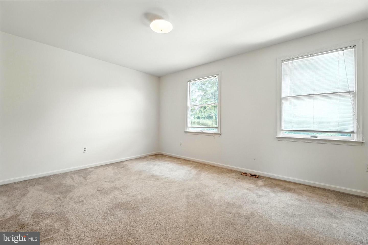 7637 WANKOMA DR, REMINGTON, Virginia 22734, 2 Bedrooms Bedrooms, ,1 BathroomBathrooms,Residential,For sale,7637 WANKOMA DR,VAFQ2017322 MLS # VAFQ2017322