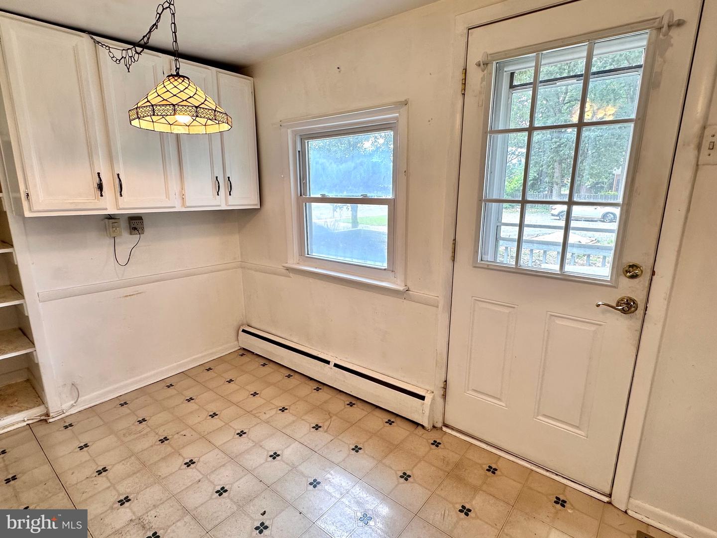 7128 BEULAH ST, ALEXANDRIA, Virginia 22315, 3 Bedrooms Bedrooms, ,1 BathroomBathrooms,Residential,For sale,7128 BEULAH ST,VAFX2253402 MLS # VAFX2253402