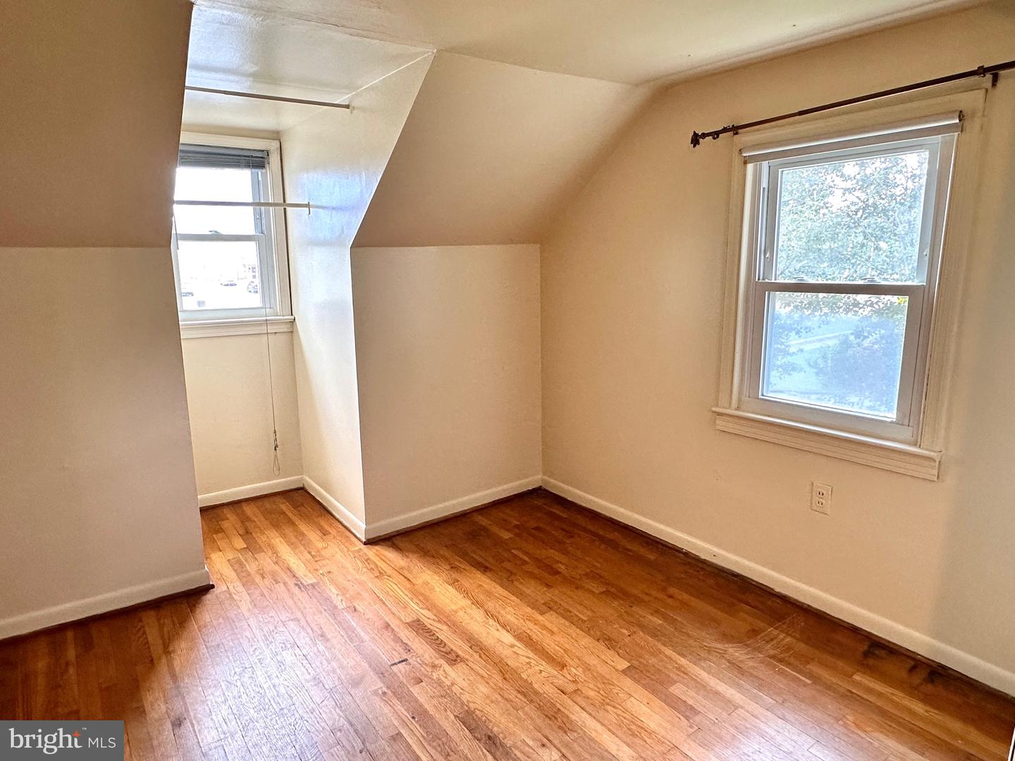 7128 BEULAH ST, ALEXANDRIA, Virginia 22315, 3 Bedrooms Bedrooms, ,1 BathroomBathrooms,Residential,For sale,7128 BEULAH ST,VAFX2253402 MLS # VAFX2253402