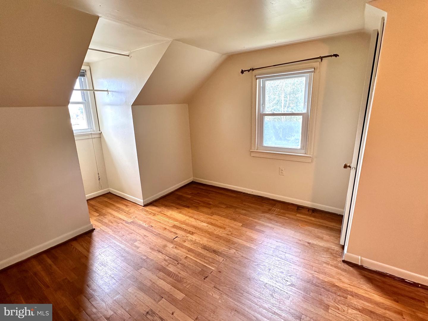 7128 BEULAH ST, ALEXANDRIA, Virginia 22315, 3 Bedrooms Bedrooms, ,1 BathroomBathrooms,Residential,For sale,7128 BEULAH ST,VAFX2253402 MLS # VAFX2253402