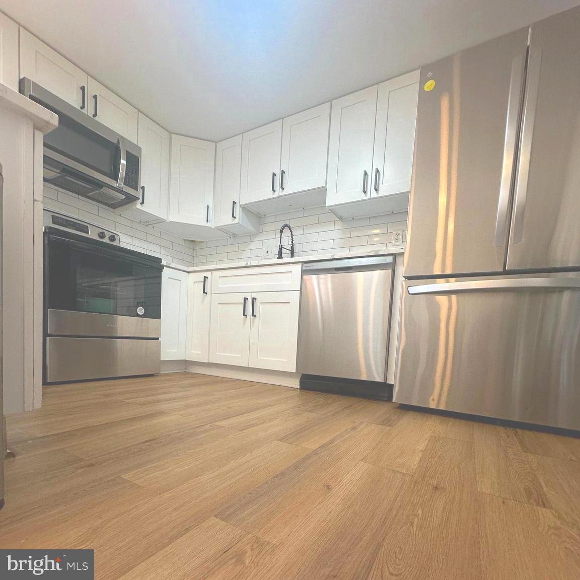 1043-B MARGATE CT, STERLING, Virginia 20164, 3 Bedrooms Bedrooms, ,2 BathroomsBathrooms,Residential,For sale,1043-B MARGATE CT,VALO2101210 MLS # VALO2101210