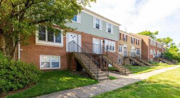 1043-B MARGATE CT, STERLING, Virginia 20164, 3 Bedrooms Bedrooms, ,2 BathroomsBathrooms,Residential,For sale,1043-B MARGATE CT,VALO2101210 MLS # VALO2101210