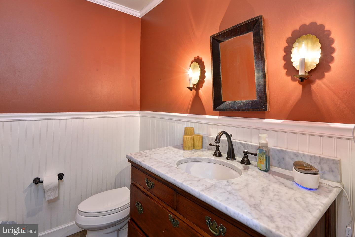 102 WHITEHALL CT, WILLIAMSBURG, Virginia 23188, 4 Bedrooms Bedrooms, 10 Rooms Rooms,2 BathroomsBathrooms,Residential,For sale,102 WHITEHALL CT,VAJC2000496 MLS # VAJC2000496