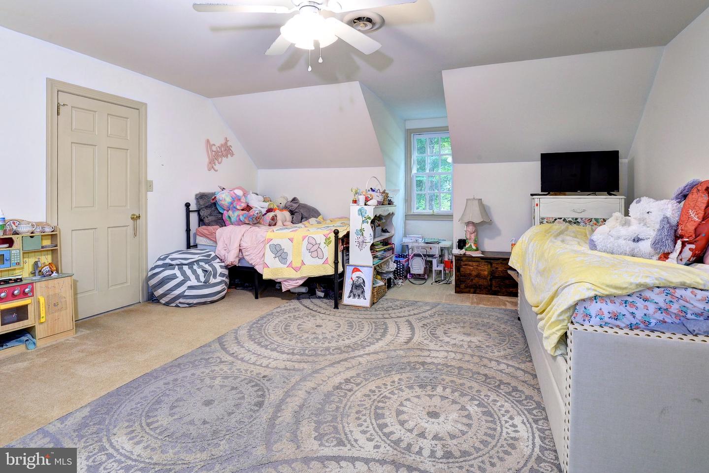102 WHITEHALL CT, WILLIAMSBURG, Virginia 23188, 4 Bedrooms Bedrooms, 10 Rooms Rooms,2 BathroomsBathrooms,Residential,For sale,102 WHITEHALL CT,VAJC2000496 MLS # VAJC2000496