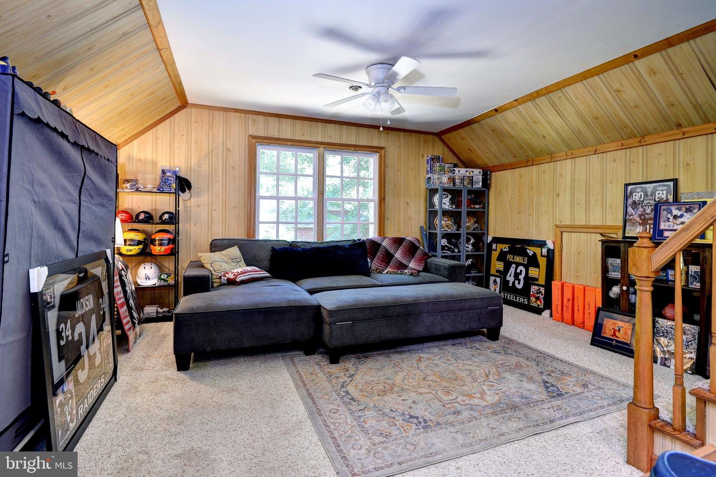 102 WHITEHALL CT, WILLIAMSBURG, Virginia 23188, 4 Bedrooms Bedrooms, 10 Rooms Rooms,2 BathroomsBathrooms,Residential,For sale,102 WHITEHALL CT,VAJC2000496 MLS # VAJC2000496